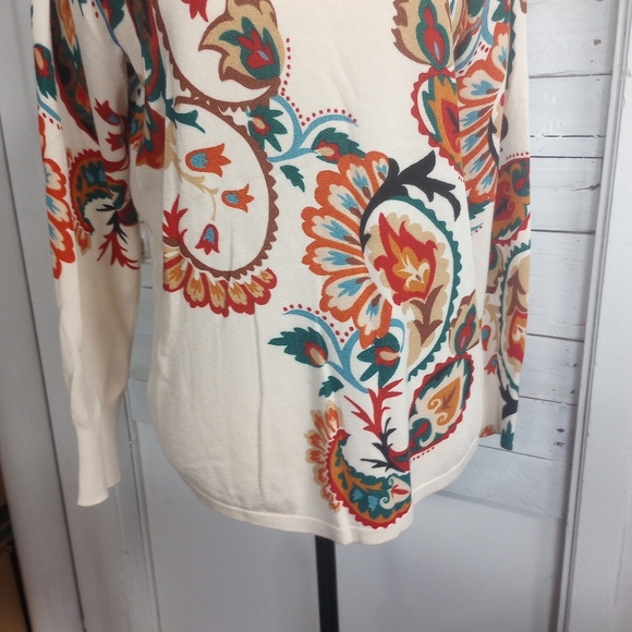 Chico's Women's Paisley CrewNeck Pullover Sweater Size Medium (Chico's 1) - Picture 3 of 12